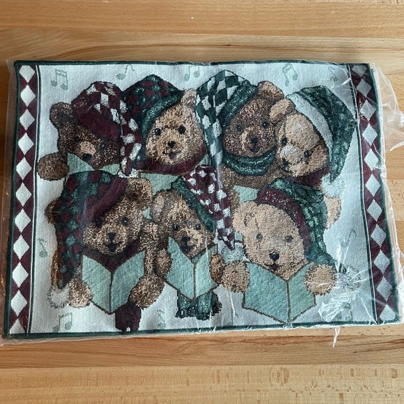 Vintage 1998 Christmas Caroling Bears Placemats. Set of 4. - Picture 3 of 5